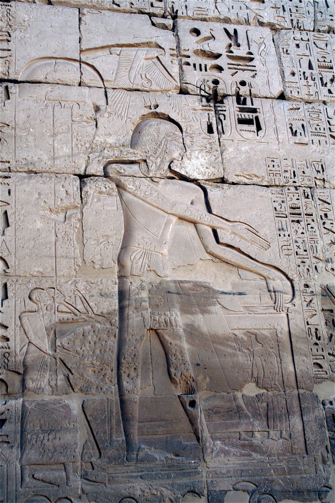 Medinet-Habu-sandals-balustrade-detail-Egypt