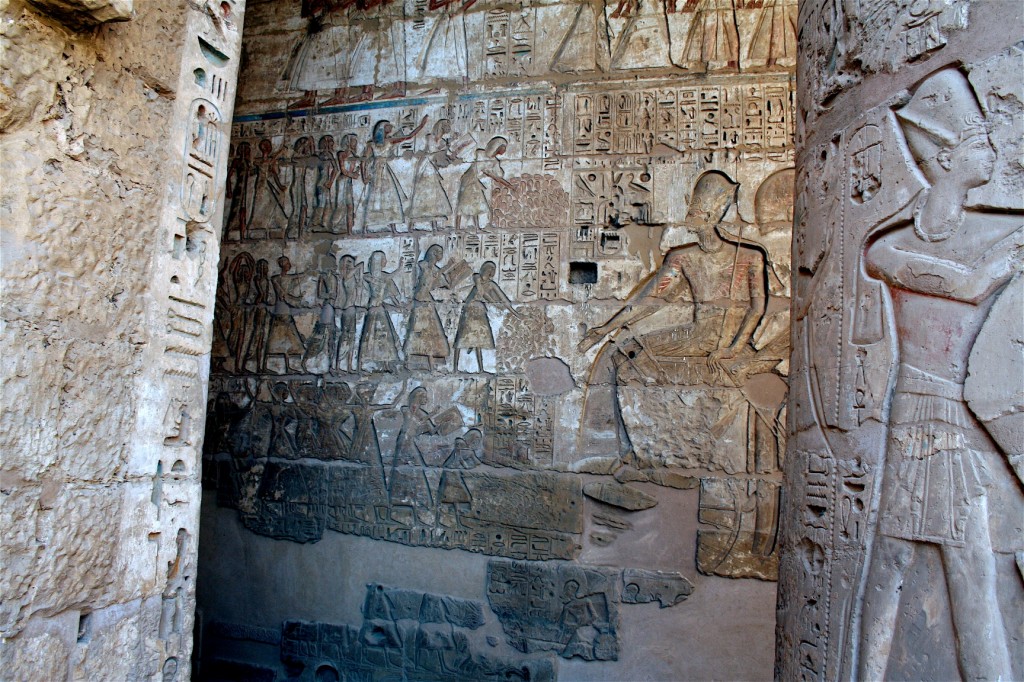 Medinet-Habu-seated-receiving-spoil-Egypt