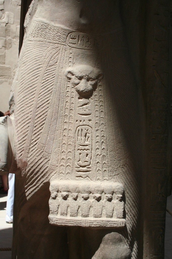 Karnak-Seti-standard-bearer-detail-Egypt