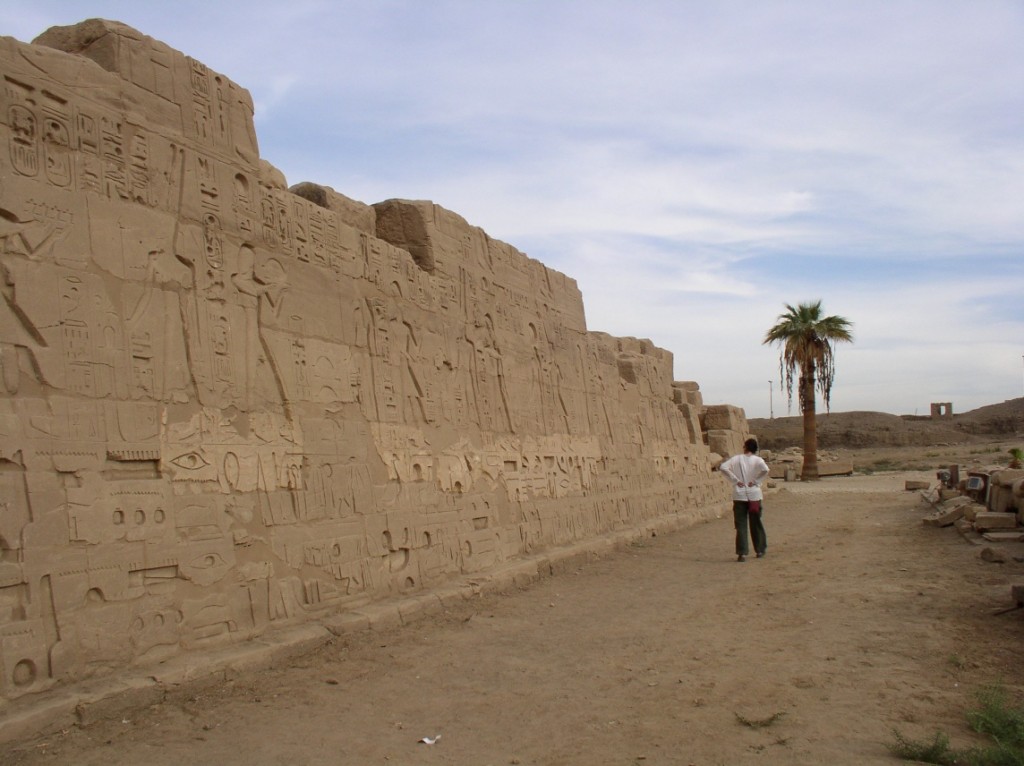 Karnak-enclosure-wall-south-wall-Egypt