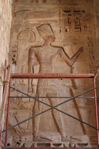 Basic analysis of the ankh at Medinet Habu, Egypt